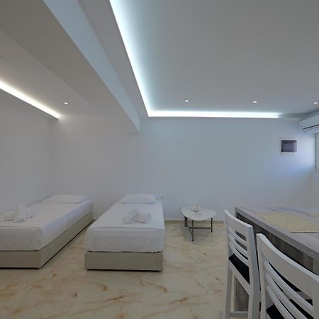 Livia'S Guesthouse Ksamil Zewnętrze zdjęcie
