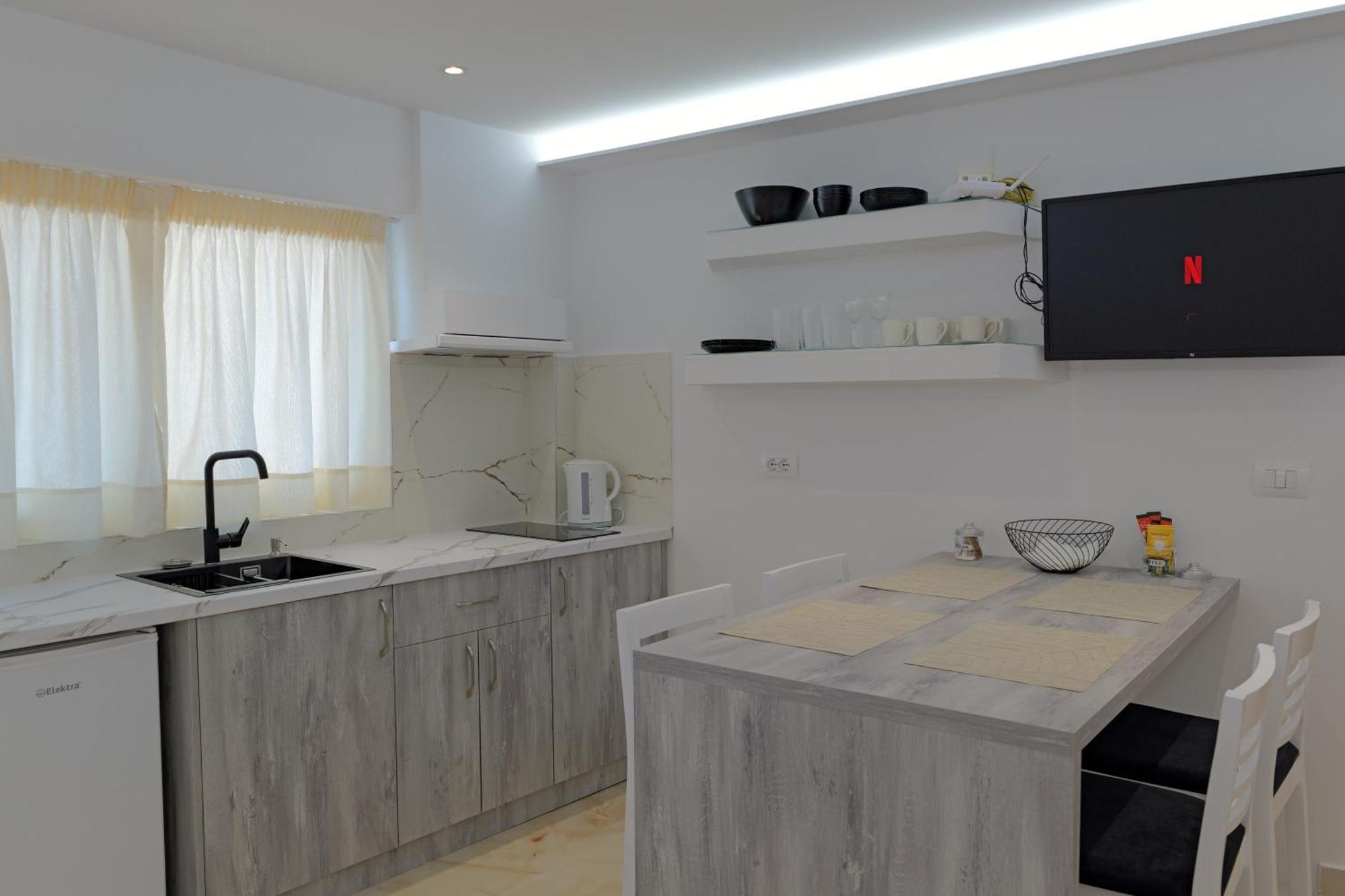 Livia'S Guesthouse Ksamil Zewnętrze zdjęcie