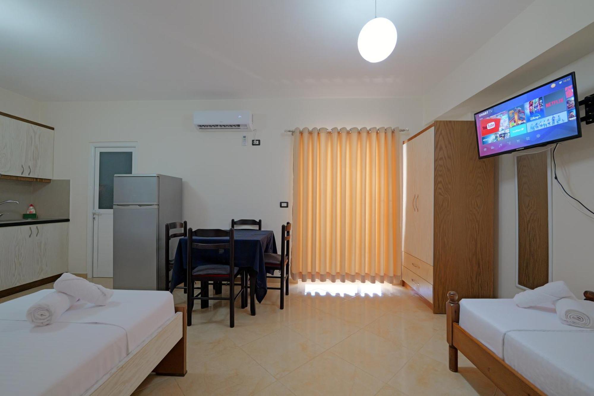 Livia'S Guesthouse Ksamil Zewnętrze zdjęcie
