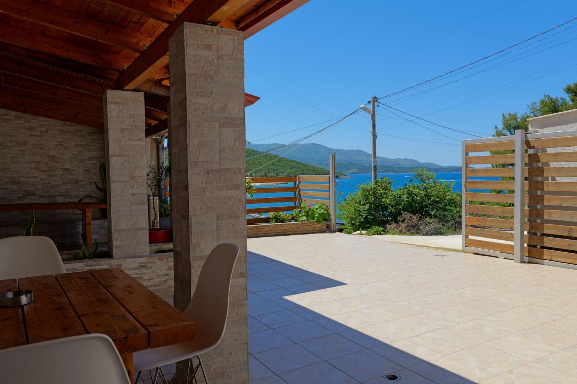 Livia'S Guesthouse Ksamil Zewnętrze zdjęcie